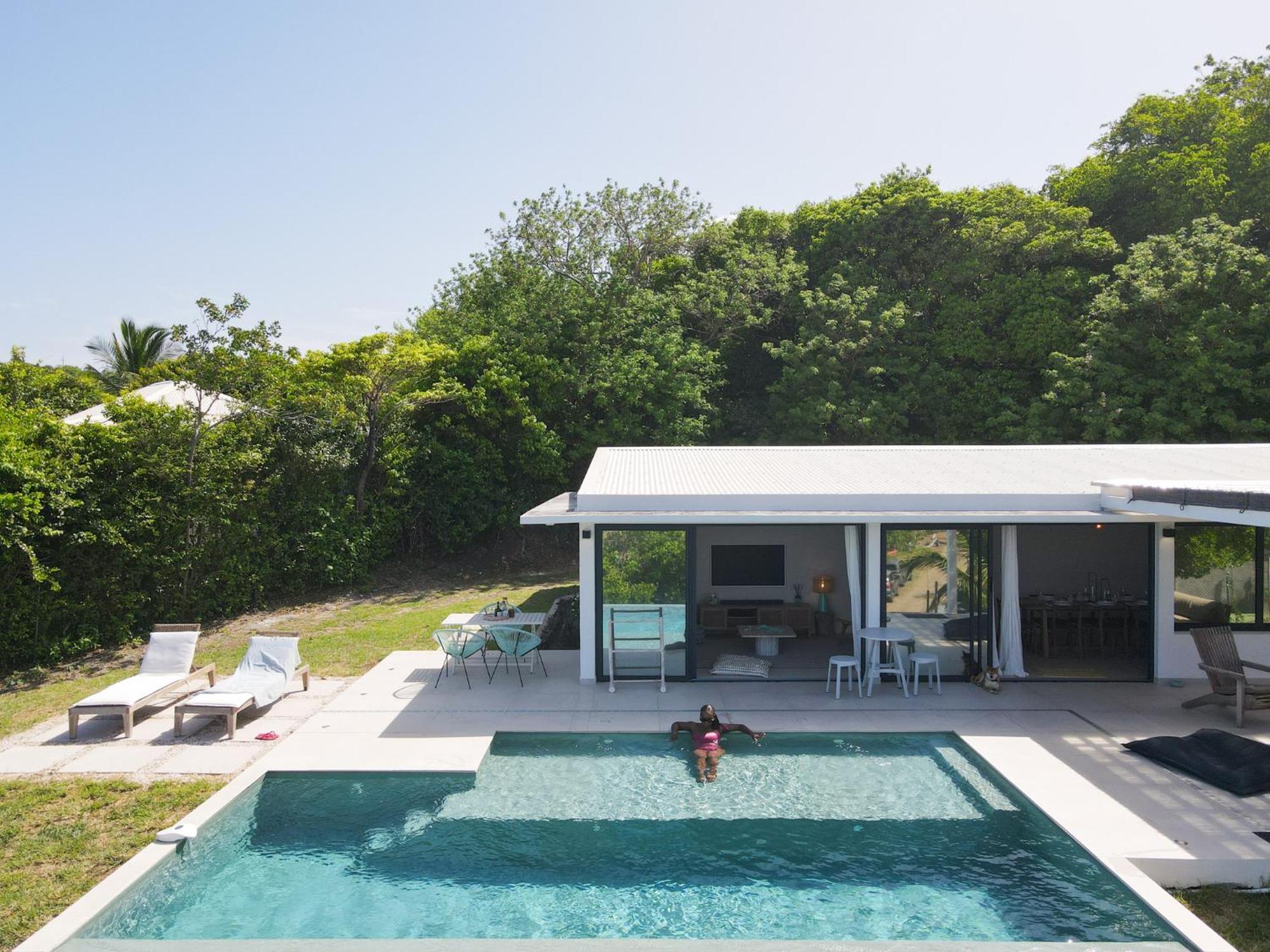 Villa Pantone Le Robert Luaran gambar