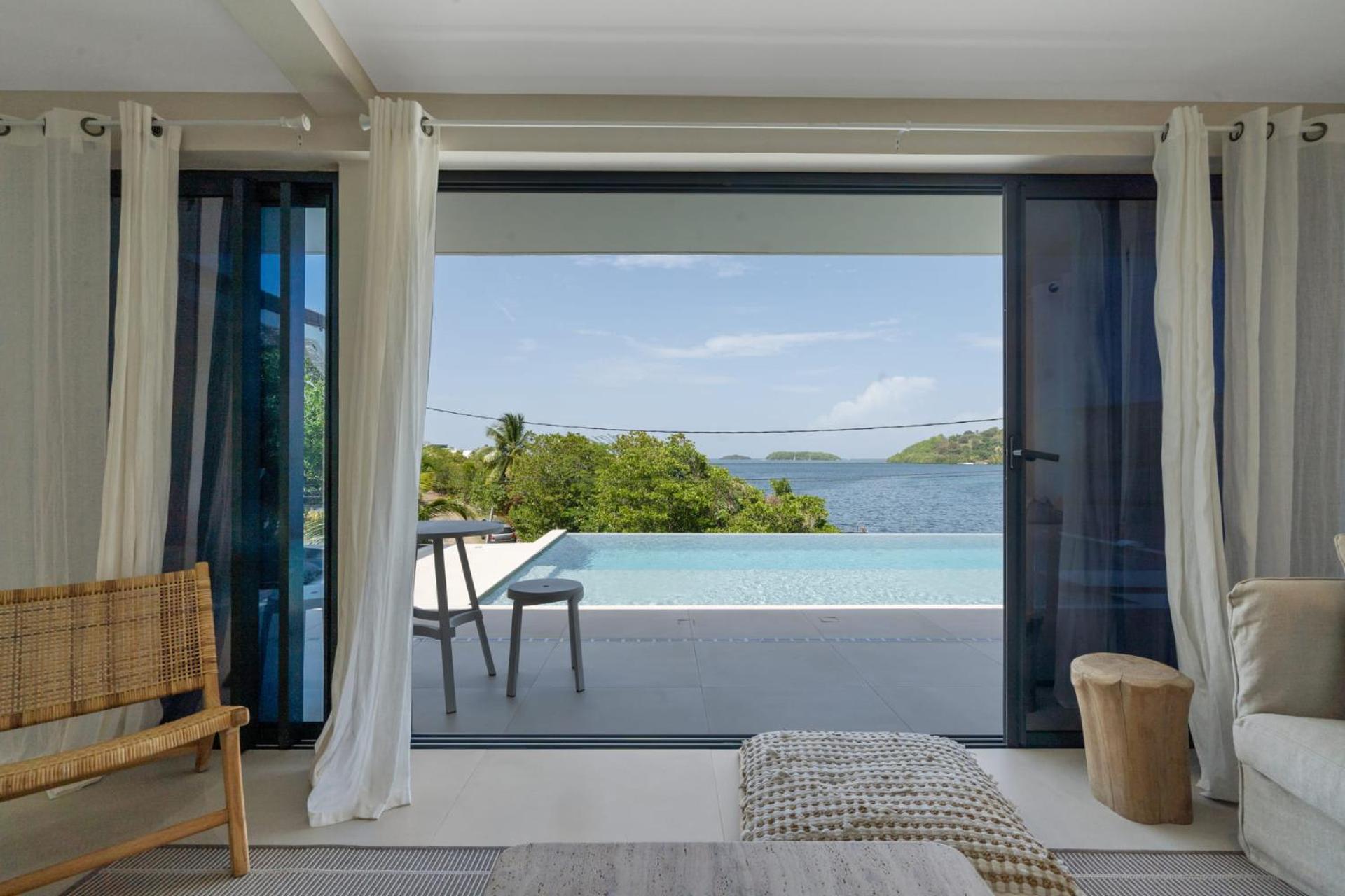 Villa Pantone Le Robert Luaran gambar